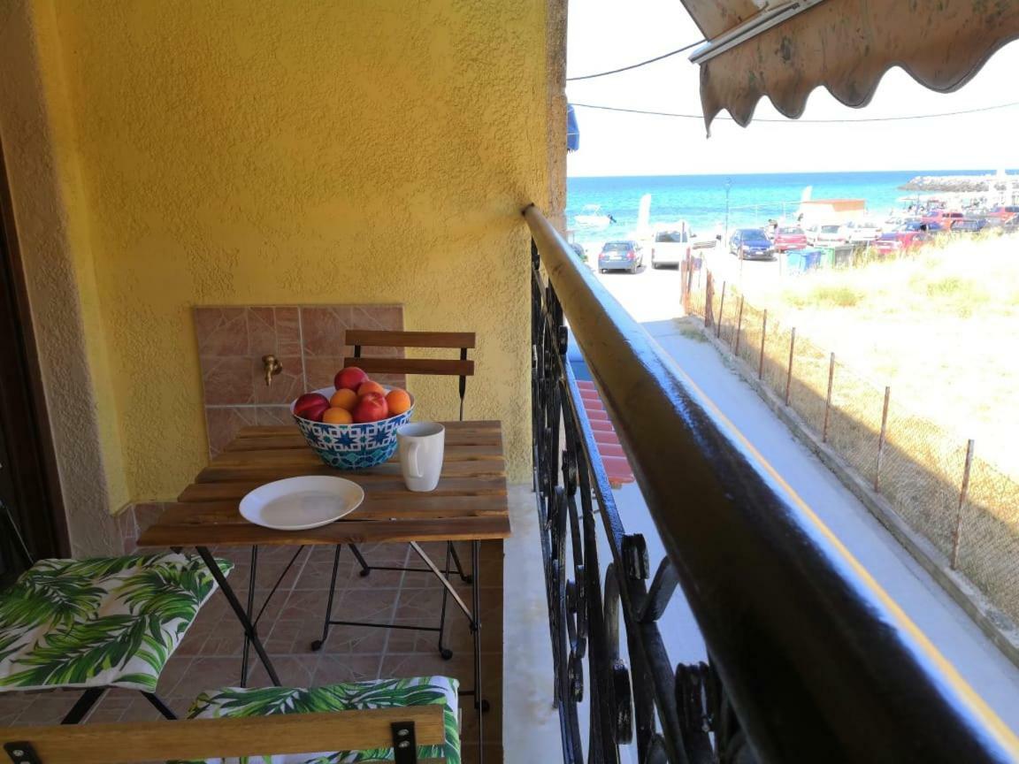 Comfortable Apartment Near The Central Beach Nea Skioni Dış mekan fotoğraf